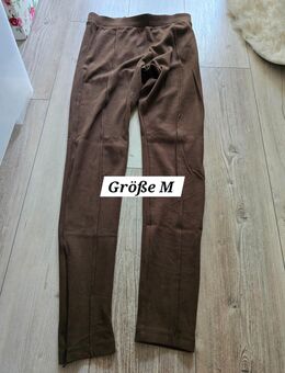 Elegante Stoff Hose Größe M braun ungetragen - Berlin