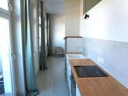 Bezugsfreier Altbau-Loft mit Balkon und ausbaufähigem Dachboden - Berlin