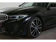 BMW 320 d Aut. M Sportpaket LED Widescreen HuD HiFi A - Paderborn