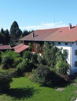 Siegsdorf/Scharam Nähe Maria Eck - Renov.bedürftiges Bauernanwesen mit Stall & Tenne, 2.500 m² Grund - Siegsdorf
