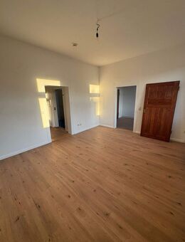 Gemütliche 3-Raum-Wohnung in ruhiger Lage von Zeitz - Zeitz