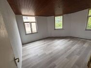 Frisch renovierte 4-Zimmer-Wohnung für Großfamilie - Pforzheim