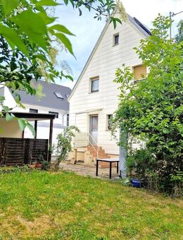 EINFAMILIENHAUS MIT GARTEN IN METZINGEN - Metzingen