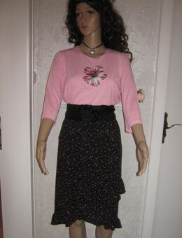 NEUw * Petit * Mille fleurs * Blümchen * Retro Romantik * DESIGNER * Strech Rock * Gr. 36- 38/ S * schwarz * bunt * - Riedlingen