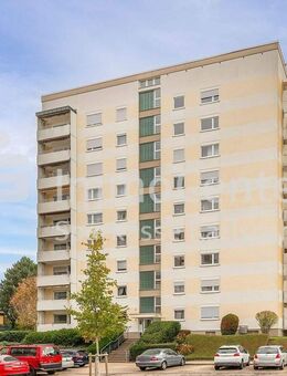 Komfortabel & geräumig: Charmante 3-Zimmer-Wohnung mit Balkon und Garage in Waldbronn-Reichenbach - Waldbronn