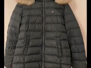 Tommy Hilfiger Winterjacke Damen gr.M - Heiligenhaus