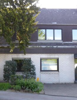 2-Familienhaus, aufgeteilt nach WEG, in DO-Löttringhausen mit 2 Garagen auf separatem Grundstück! - Dortmund