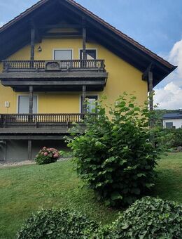 Preissenkung - Zweifamilienhaus mit schönem Garten, familiäre Lage in Teublitz/Münchshofen - Teublitz