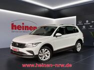 VW Tiguan, 1.5 TSI Active, Jahr 2022 - Werne