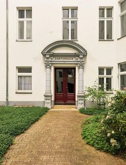 Erstklassige Altbauwohnung in Top Lage nahe Ku'damm - Berlin