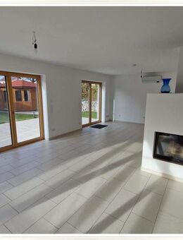 Geräumiges neuwertiges Einfamilienhaus in herrlich ruhiger Lage der Gemeinde Steinhöring - Steinhöring