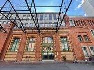 Denkmalgeschützte Kapitalanlage! Vermietete Zwei-Zimmer-Wohnung mit Terrasse und Stellplatz! - Berlin