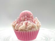 Dessertkerze „ Pink Macaron Cupcake“ ❤️4,99€❤️ - Weimar