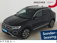 VW T-Roc, 1.0 TSI Style, Jahr 2023 - Wackersdorf