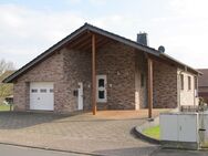 Wohnhaus mit Garage im sonnigen Ransbach - Hohenroda