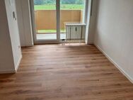 Sanierte 2.5 Zimmer Wohnung mit Balkon im Zentrum von Weiden - Weiden (Oberpfalz)