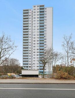 Großzügige 4-Zimmer-Wohnung mit zwei Balkonen und einem Tiefgaragenstellplatz in Erlangen Büchenbach - Erlangen