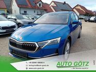 Skoda Octavia, Combi Selection Vorb VZE Digi elektr Heckkl vo hi LichtAssist SpurAssist Connect Sunset 4xEFH Ladeboden beheiz Frontscheibe Armlehne Metallic, Jahr 2022 - Beilngries