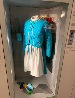 Hostessen Uniform Dirndl Kleid Olympia 1972 München gesucht - Augsburg Zentrum