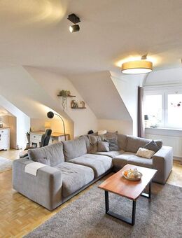 Exklusive 3-Zimmer-Architektenwohnung mit zwei Balkonen, Kaminofen und moderner Einbauküche - Heilbronn