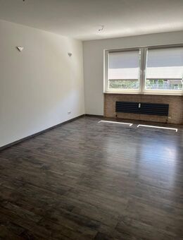 Gute geschnittene Etagen-Wohnung mit Balkon in ruhiger Lage - Darmstadt