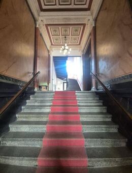 MUSIKVIERTEL großzügige Etagenwohnung mit 2 Bädern + Gäste-WC + Balkon + Aufzug - Leipzig