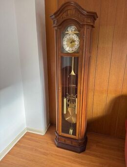 Standuhr / Pendeluhr - Urgos - funktioniert - gepflegt - keine Beschädigungen - Kassel