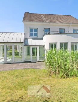 1 Haus, 2 Wohnungen, 3 Garagen, viel Platz - in ruhiger Lage in Alt-Marl - Marl (Nordrhein-Westfalen)