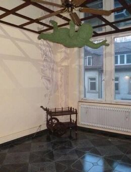 Wohngemeinschaft sucht Nachmieter für ein Zimmer - Pforzheim