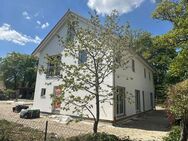 Bezugsfertig im Herbst: Modernes Wohnen im Grünen - Vaterstetten