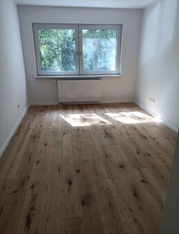 Exklusive sanierte 4 Zimmer Wohnung Nähe Hbf Wiesbaden (Dichterviertel) ohne Maklerkosten - Wiesbaden