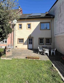 Restauriertes Einfamilienhaus im Herzen von Dudeldorf - Dudeldorf