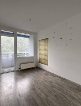 Moderne 3-Zimmer Wohnung mit zwei Balkonen und neutralem Bodenbelag** - Monheim (Rhein)