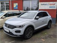 VW T-Roc 2.0T 4Motion 190PS SPORT NAVI LED 1Hd 32KM - Wetzlar