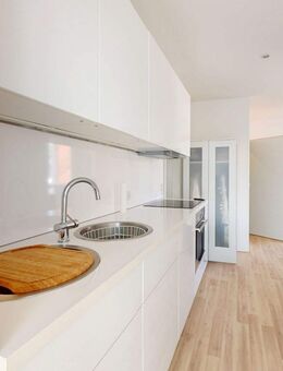 Energieeffizientes Mehrfamilienhaus mit vier leerstehenden Wohnungen - Birkenwerder