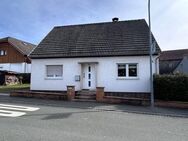 Gemütliches Einfamilienhaus in zentraler, dennoch ruhiger Lage von Sonnefeld! - Sonnefeld