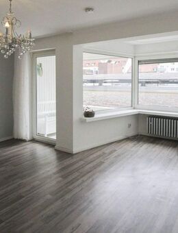 Attraktive Kapitalanlage oder Eigenheim - 3-Zimmer-Wohnung mit Loggia und moderner Einbauküche - Ludwigshafen (Rhein)