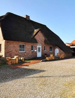 Mitten im Dorf - Doppelhaus unter Reet - Sankt Peter-Ording