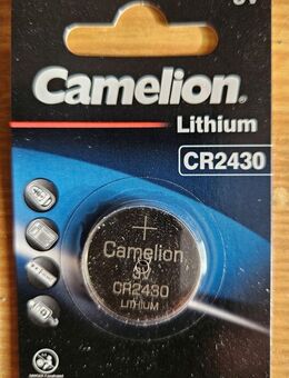 b09) Knopfbatterie CR2430 ; Lithium Batterie CR 2430 ; Camelion ; Knopfzellen - Garbsen