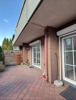 Ruhige Erdgeschoss- Eigentumswohnung mit Terrasse, frisch renoviert - Delmenhorst