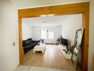 Saniertes Mehrfamilienhaus mit 3 Wohnungen und schönem Garten - Esslingen (Neckar)