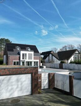 Außergewöhnliches Einfamilienhaus auf Erbpachtgrundstück mit Pool und Saunahaus in Münster-Gievenbeck - Münster