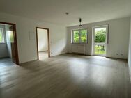 TOP BEZUGSFREI! Ruhige Lage! 2-Zimmer-Erdgeschosswohnung mit Stellplatz zu verkaufen - Naunhof