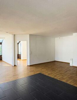 GÄRTRINGEN: Großzügig Wohnen und Sonnenlicht satt - Gärtringen