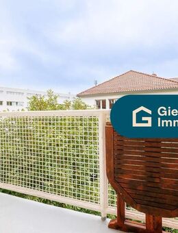 Helle 2-Zimmer-Wohnung mit Balkon und Gartenblick - Stuttgart