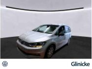 VW Touran, 2.0 TDI IQ DRIVE, Jahr 2019 - Baunatal