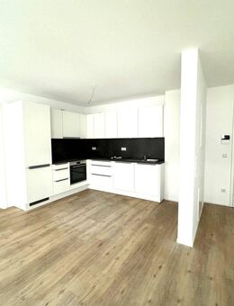 Ihre Traumwohnung am Stadtpark! Helle 3-Zimmer Wohnung mit Einbauküche! - Fürth