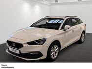 Seat Leon, ST eTSI STYLE, Jahr 2022 - Neuss