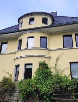 Große Villa - für alle die einen besonderen Charme suchen! - Helmbrechts