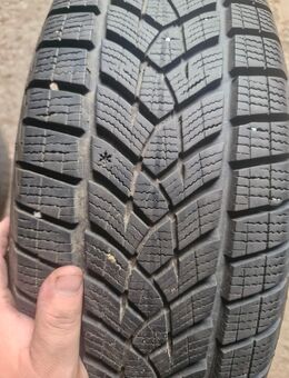 4 super winterreifen 215-65-17 99V - Hamm (Sieg)